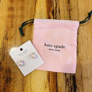 BRAND NEW Kate Spade Pearl Earrings (Blush) 🤍❣️